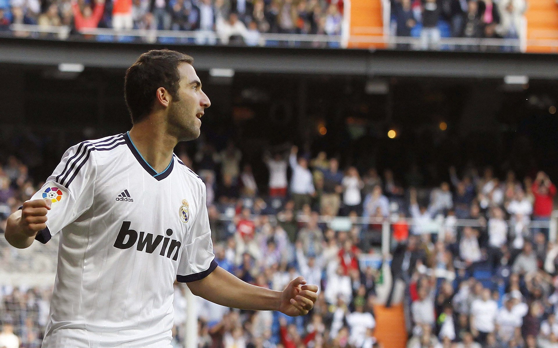 kaiyun官方网站-欧国联赛场面火爆，球迷热情高涨，欧国联赛程2020赛制